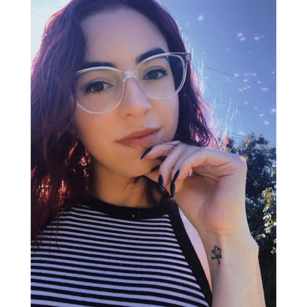 Meet your Posher, Carissa